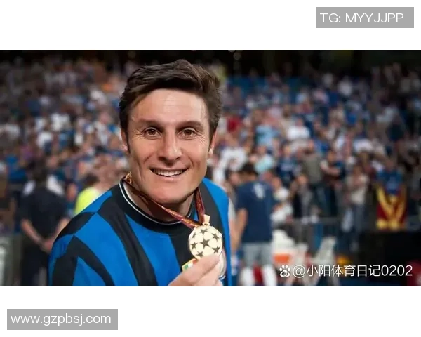 球场传奇风采尽显 足球巨星图集壁纸带你领略绿茵场上的荣耀时刻 球场传奇风采尽显 足球巨星图集壁纸带你领略绿茵场上的荣耀时刻